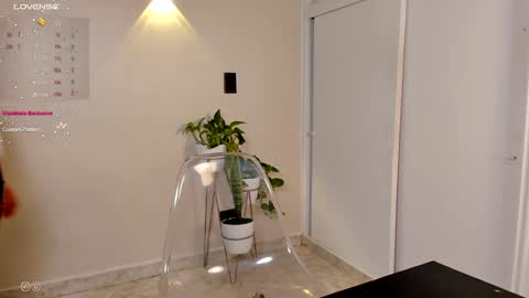 kimberley cruz online show from January 24, 2025, 11:04 am