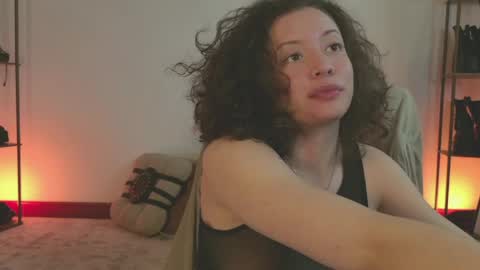 Snapshot of _missmariaa_ chatting on May 2, 2026, 7:19 pm Mara Independent model online show from May 2, 2026, 7:19 pm
