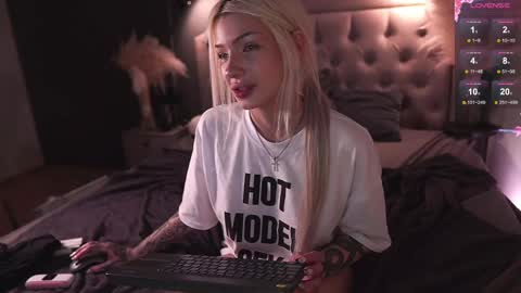 Sasha online show from February 20, 2025, 3:23 am