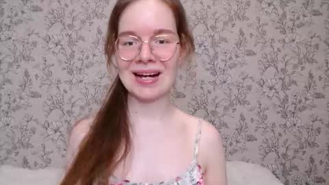  mizuka  online show from October 4, 2025, 4:49 pm