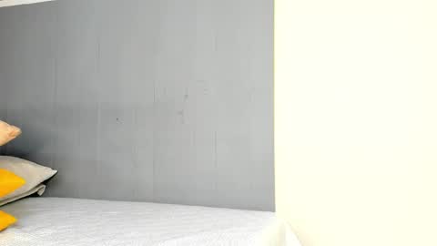 _molly_rosse_ online show from November 22, 2025, 12:04 pm