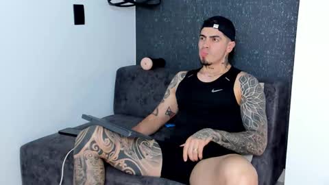 _mrcock_ online show from November 2, 2025, 12:13 am