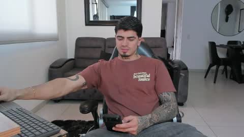 Snapshot of _mrcock_ chatting on July 4, 2026, 9:32 pm _mrcock_ online show from July 4, 2026, 9:32 pm