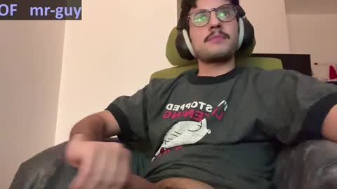 _mrguy_ online show from December 19, 2024, 8:02 am