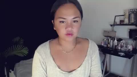 Snapshot of _mslibaylibay_ chatting on May 31, 2026, 1:29 pm Angel online show from May 31, 2026, 1:29 pm