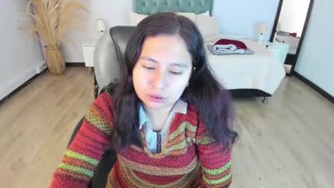 Natalie online show from November 23, 2025, 11:37 pm