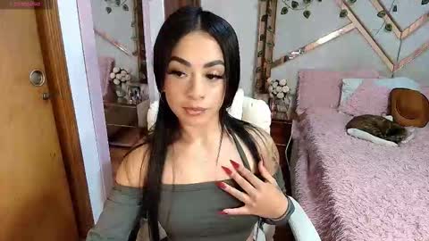 Natasha Rodriguez independent model online show from September 26, 2025, 4:38 am