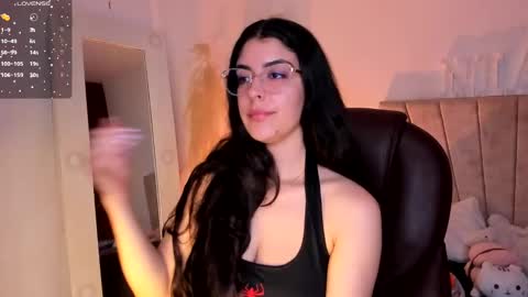 Niah  You can call me Ni or cutie haha online show from February 28, 2025, 10:39 pm