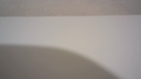 Max online show from October 22, 2025, 7:13 pm