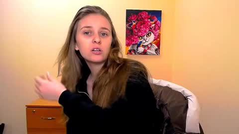 Snapshot of _nicole_new chatting on March 6, 2025, 1:24 pm Nica online show from March 6, 2025, 1:24 pm