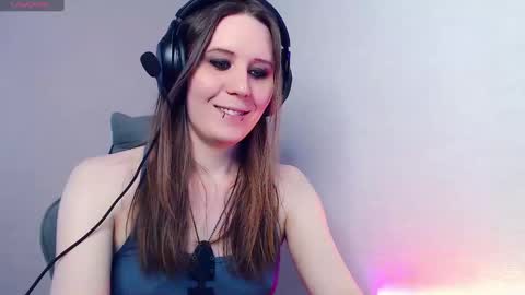 Tracy online show from February 12, 2025, 9:42 am