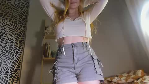  Adalin  online show from November 13, 2025, 8:41 pm