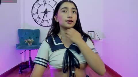 Orquidea  online show from February 12, 2026, 1:28 pm