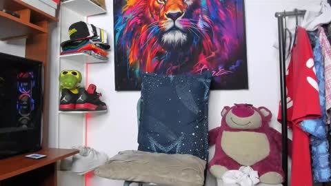 Kevin  online show from September 30, 2025, 11:04 am