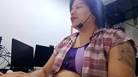 Snapshot of _paradissela chatting on April 24, 2026, 12:57 am GAIA online show from April 24, 2026, 12:57 am