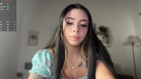 _paulah2 online show from October 16, 2025, 8:10 pm