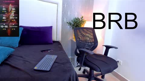  peach1  online show from January 27, 2025, 8:28 pm