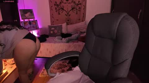 violeta ig  online show from February 1, 2026, 11:14 pm