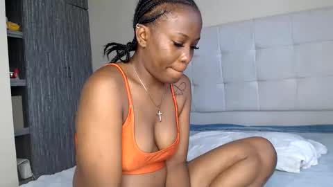 Snapshot of _peach_p chatting on June 4, 2026, 7:47 am Peach online show from June 4, 2026, 7:47 am