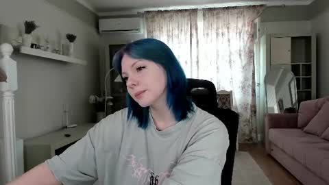 Snapshot of _penisflytrap_ chatting on June 12, 2026, 8:02 am Viktoria online show from June 12, 2026, 8:02 am