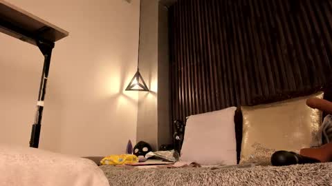 rebecca online show from February 17, 2025, 9:52 pm