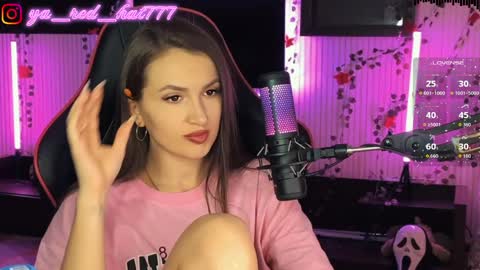 Snapshot of _red_hat_7 chatting on April 7, 2026, 5:13 pm -RED HAT- online show from April 7, 2026, 5:13 pm