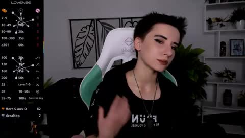 Rein online show from September 23, 2025, 6:44 pm