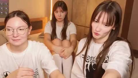 LISSAPVT IS OPEN online show from November 23, 2025, 4:40 pm