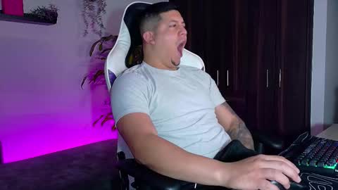 Roberto online show from October 5, 2025, 12:36 pm