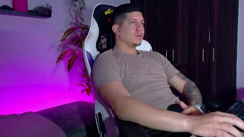 Roberto online show from October 31, 2025, 8:37 am