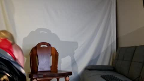 Rose Michelle online show from December 21, 2025, 10:55 am