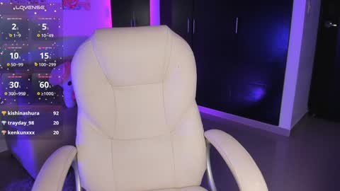   online show from February 6, 2025, 3:09 pm