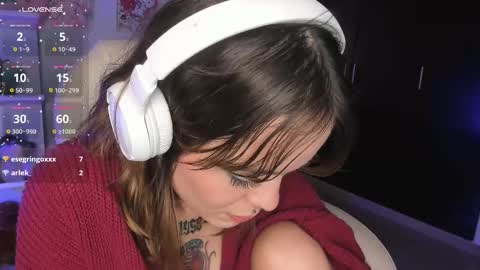   online show from February 14, 2025, 3:05 pm