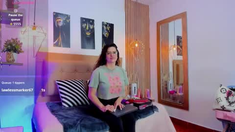 SAMANTHA FOX online show from October 8, 2025, 10:57 am