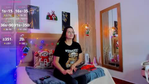 SAMANTHA FOX online show from December 2, 2025, 10:53 am