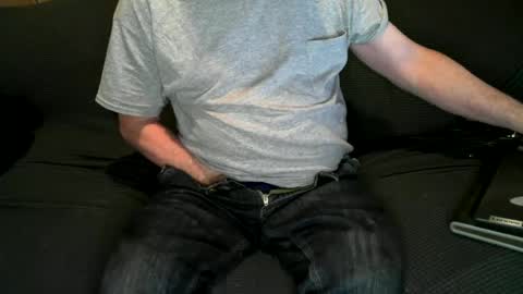 Snapshot of _samuel_ chatting on June 15, 2026, 6:59 am Samuel online show from June 15, 2026, 6:59 am