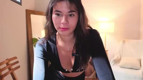 Samy. online show from November 18, 2025, 2:43 pm