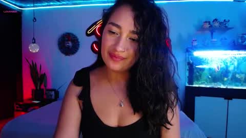  SantaLove  online show from January 8, 2025, 1:32 am