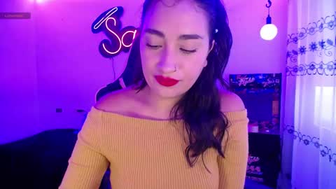  SantaLove  online show from February 6, 2025, 7:40 pm