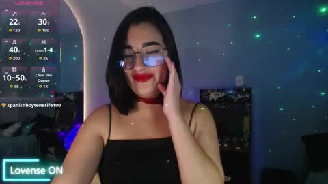  SantaLove  online show from May 13, 2026, 9:33 pm