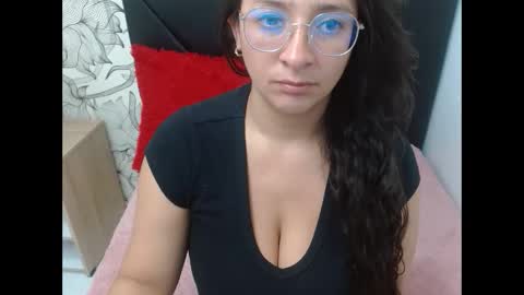 Snapshot of _saraximena_ chatting on April 23, 2026, 6:58 am _saraximena_ online show from April 23, 2026, 6:58 am