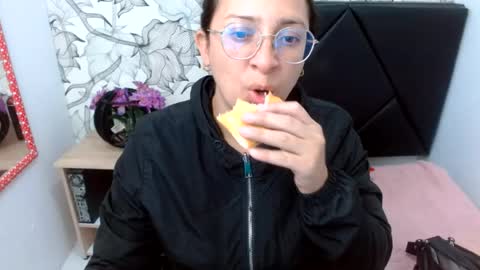 Snapshot of _saraximena_ chatting on July 16, 2026, 7:14 am _saraximena_ online show from July 16, 2026, 7:14 am