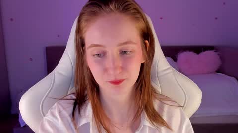 _secretelly_ online show from November 18, 2025, 11:03 am