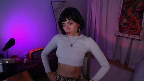 Laura online show from July 8, 2026, 4:06 am