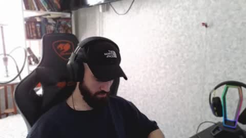 Snapshot of _serious_man chatting on March 17, 2026, 7:33 am Ask me online show from March 17, 2026, 7:33 am