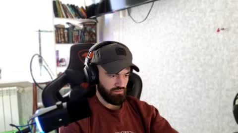 Snapshot of _serious_man chatting on July 4, 2026, 11:27 am Ask me online show from July 4, 2026, 11:27 am