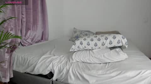 Snapshot of _sexy_star_ chatting on March 12, 2025, 3:57 am E T H A N S T A R online show from March 12, 2025, 3:57 am