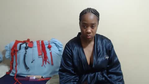 _sexylipss online show from November 25, 2025, 6:41 pm