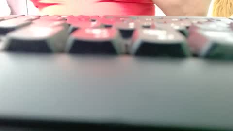 Snapshot of _sexyredhead_ chatting on January 24, 2025, 2:19 pm KATA online show from January 24, 2025, 2:19 pm