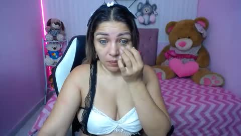 Snapshot of _sexyredhead_ chatting on September 20, 2025, 12:17 pm KATA online show from September 20, 2025, 12:17 pm